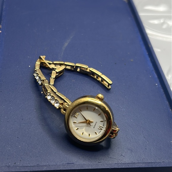 Vintage Accessories - Vintage Gold Women's Watch with Crystal Details